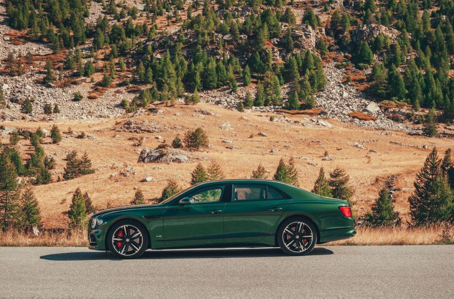  Bentley Flying Spur Blackline 2019 года  (WW) (фото 24 из 40)